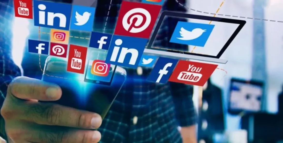 Challenges faced by Indian youth on social media, including cyberbullying, privacy concerns, and mental health issues.